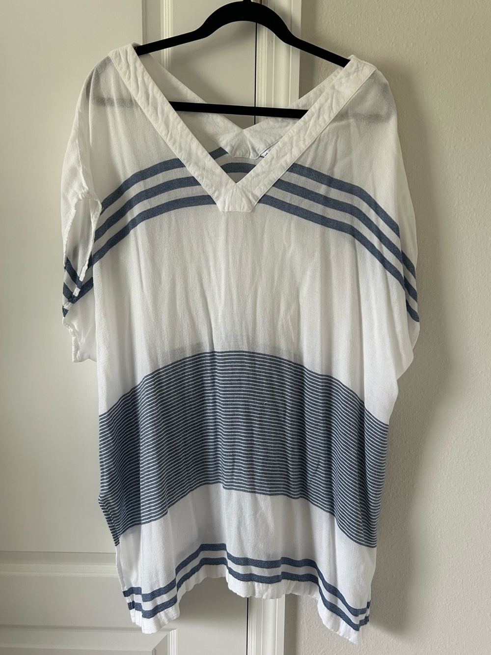 Southern Tide White & Blue V-Neck Striped Tunic Cover-up